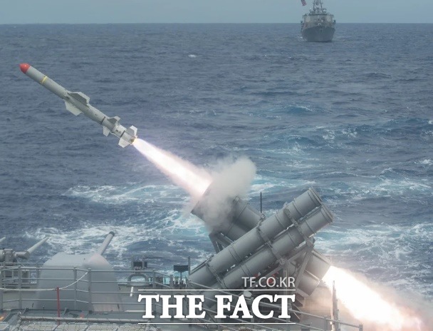 대만이 하푼 지대함 미사일 60기를 미국에서 다시 구매한다. 사진은 함대함 하푼 미사일이 발사되는 모습./보잉
