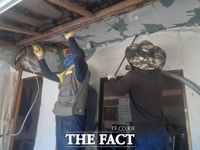 장흥군이 우리 주변의 위기 취약가구를 찾아 맞춤형서비스 제공하고 있다/장흥군 제공