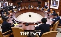 국정현안관계장관회의 주재하는 한덕수 총리 [포토]
