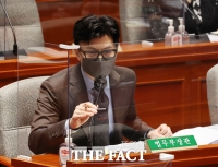  김근식 출소 초읽기…'아동성범죄자 치료감호' 확대