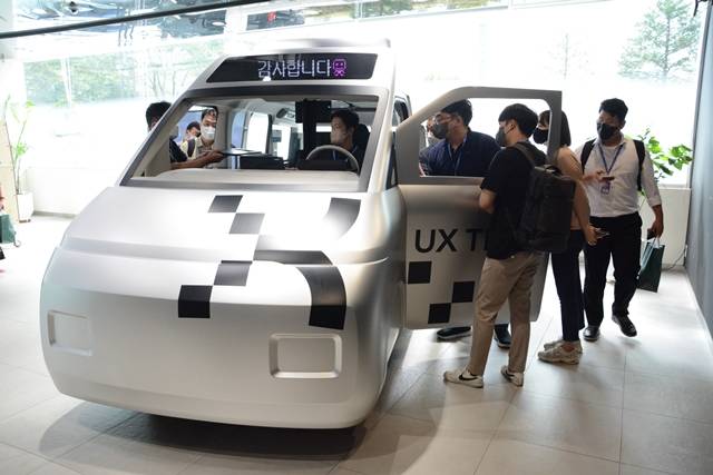 서울 서초구 서초동 현대자동차그룹 UX 스튜디오 서울에 전시된 목적 기반 모빌리티(PBV) 엔지니어링 벅 모습. /김태환 기자