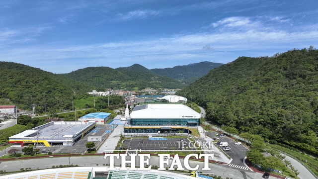 완도 청해진 스포츠센터 전경/완도군 제공