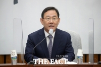  주호영 '野, 文도 '혼밥'…서로 외교 성과 깎아내리지 말자'