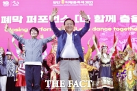  천안흥타령춤축제 86만명 즐겼다...