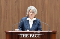  김명숙 충남도의원 '폐교지원금으로 교육시설 안 짓고 교직원 주차장 사용'
