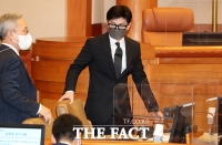  한동훈, 민주당에 피소…'할말 있으면 재판정서 했어야'