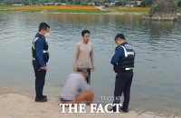  가족여행 중 투신한 남성 구한 현직 소방관...'소방관 할 일 다했을 뿐'