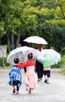 [오늘의 날씨] 중부지방 강한 비...수도권 최고 120㎜