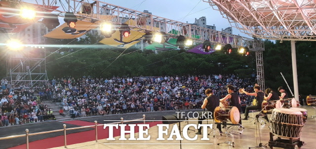 내년 5월 개최되는 제30회 물왕예술제가 2023년도 경기도 지역대표 공연예술제 지원사업에 선정됐다./시흥시 제공