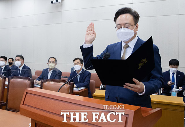 조규홍 보건복지부 장관이 필수의료를 확충하겠다고 강조했다. 사진은 조규홍 보건복지부 장관./남윤호 기자