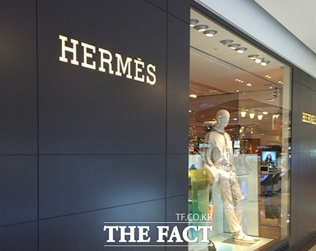 에르메스는 1837년 설립된 프랑스 하이엔드 명품 패션 브랜드다. /더팩트 DB