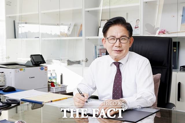 박강수 서울 마포구청장이 생활쓰레기 소각만이 답이 아니다며 쓰레기 감량으로 소각장 문제를 해결할 수 있다는 입장을 내놓았다. /마포구 제공