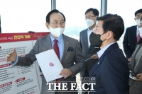  박상돈 천안시장 기재부 2차관에 현안사업 지원 건의