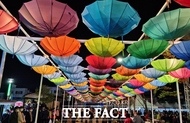 예산장터 삼국 축제 모습 / 예산 = 최현구 기자