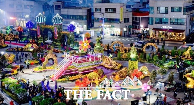 국화전시장 / 예산 = 최현구 기자