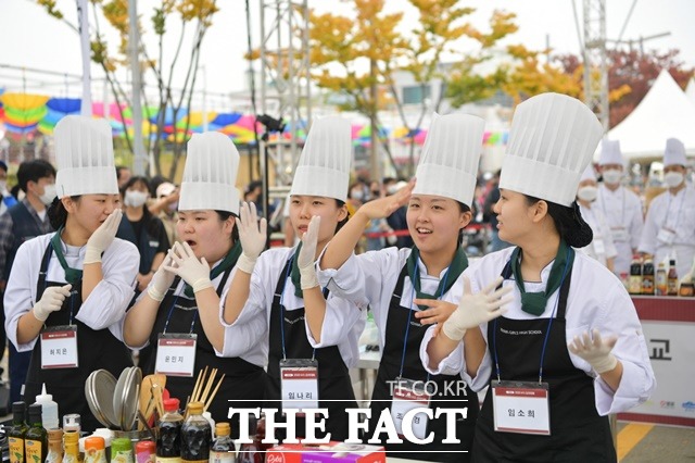 제1회 예산글로벌푸드 챔피언십 요리대회 / 예산군 제공