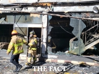  천안 신부동 건물서 불… 4명 연기흡입