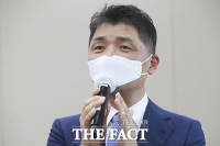  김범수 센터장, '카카오 먹통'에 2년 연속 국감 출석도장