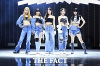  '단단해진 마음'…르세라핌, 강인하고 매혹적인 5인조(종합)