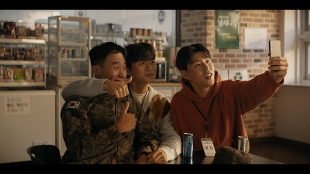 신한투자증권은 18일 신한투자증권이 당신을 응원합니다 시리즈의 신규 영상을 공식 유튜브 채널 알파TV에 공개했다고 밝혔다. /신한투자증권 제공