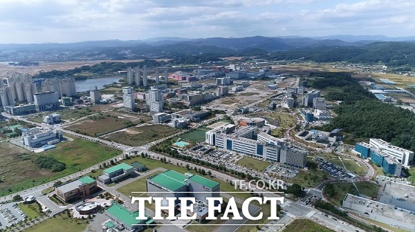 하늘에서 내려 본 충북경제자유구역청. /더팩트DB.