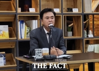  김태흠 충남지사, 윤석열 대통령 만나 충남산림자원연구소 이전 등 지원 요청
