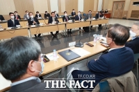  충북도 특별고문 및 특별보좌관 첫 전체회의 개최