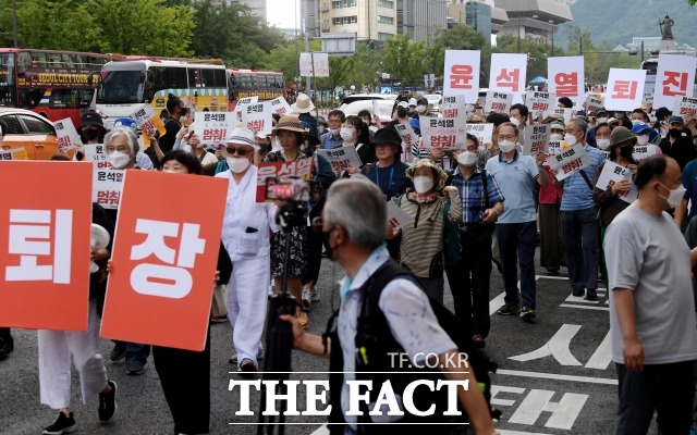 주말 서울 도심에서 보수·진보단체 대규모 집회가 예정돼있다. /이선화 기자