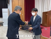  충북대병원 한정호 기획조정실장, 경찰의 날 기념 감사장 수상