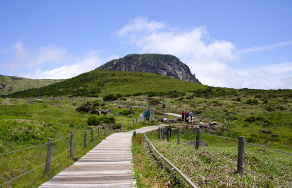 한라산 전경./제주도 제공