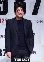  김윤석, 호두앤유에 새 둥지...김혜수·신하균과 한솥밥