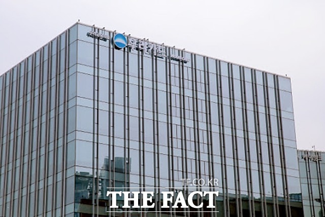 우리카드가 27일부터 2022년 하반기 신입사원 공개 채용에 나선다. /우리카드 제공