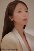  홍진영, 신곡 3일→11일 발표 연기…'일정 모두 취소'