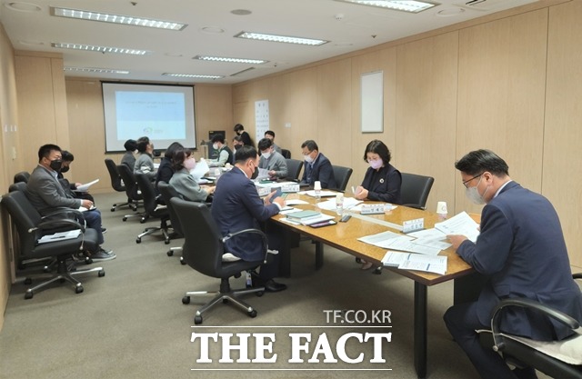 천안시일자리종합지원센터 확대이전 설치 기본 및 실시설계용역 중간보고회 모습. / 천안시 제공