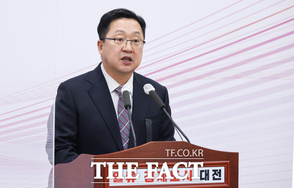 이장우 대전시장이 4일 오전 시청에서 방사청 이전 예산 삭감에 대한 유감을 나타냈다. / 대전=최영규 기자