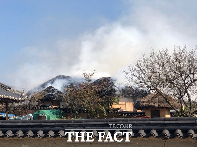 유네스코 세계유산 하회마을에서 원인을 알수없는 화재가 발생했다/안동=이민 기자