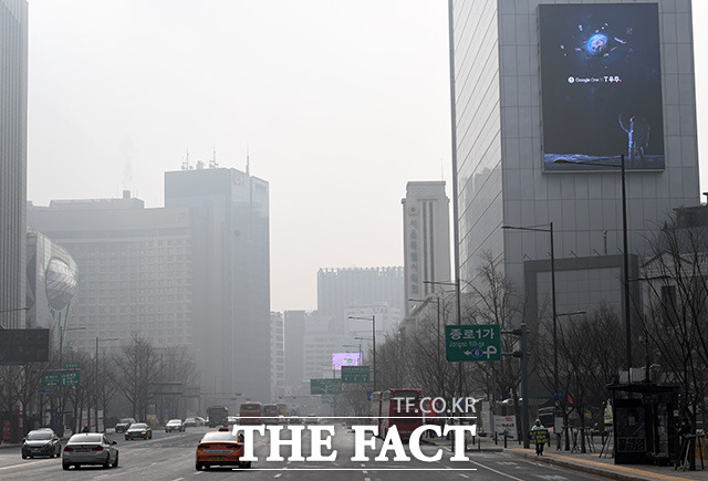 수요일인 9일은 전국이 대체로 맑겠으나 안개와 미세먼지로 대기질이 좋지 않겠다./남용희 기자