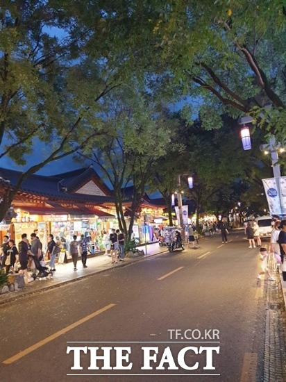 한옥마을 거리풍경