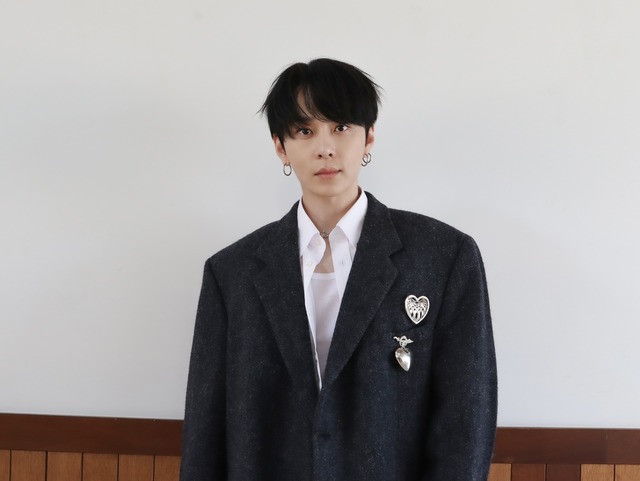 용준형이 새 앨범 LONER 발매 온라인 기자간담회를 열고 팬들이 많이 기다려주셨지만 나 또한 굉장히 오늘을 기다려 왔다고 소감을 말했다. /블랙메이드 제공