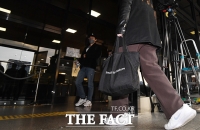  이재명 턱밑 정진상에 구속영장…검찰 수사 '분수령'