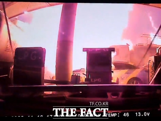 16일 대구 서구 중리동 LPG 가스 충전소 폭발 사고 당시 모습. /블랙박스 영상 갈무리