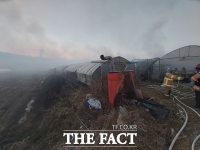  증평 비닐하우스서 불… 3개동 반소