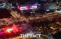  [월드컵 사진관] '대망의 우루과이전'...광화문에 가득찬 '붉은악마 응원단'