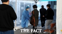  [속보] 코로나 신규확진 5만2861명…1주 전보다 73명↑