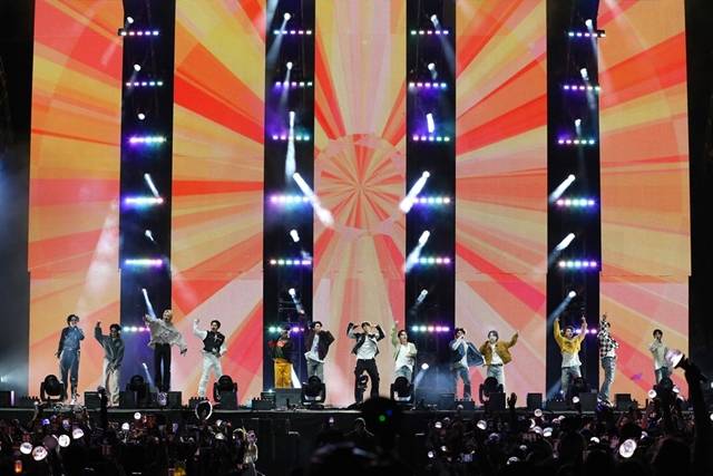 세븐틴은 LA3C 페스티벌 메인 스테이지에서 화려한 무대를 펼쳤다. /LA3C 제공