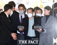  '대장동 뇌물 2.4억 혐의' 정진상, 김용·도이치 재판부 배당