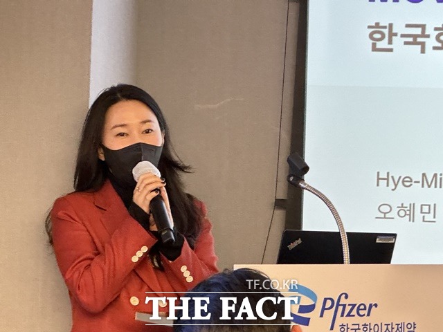 한국화이자제약 대외협력부 오혜민 상무가 한국화이자제약의 ESG 경영에 대해 설명하고 있다. /문수연 기자