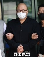 [속보] '마약 투약' 돈스파이크 1심 징역 3년·집행유예 5년