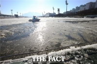 [TF경정] '꽁꽁 언 미사리경정장' 수면 확보 비상