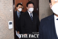 [속보] '성남FC 후원금 의혹' 이재명 대표, 검찰 출석